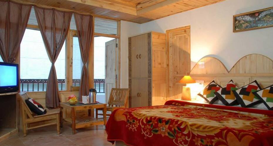 Village Heart Cottage, Manali 4